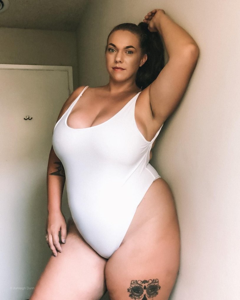 Tara Lynn Model Plus Saiz