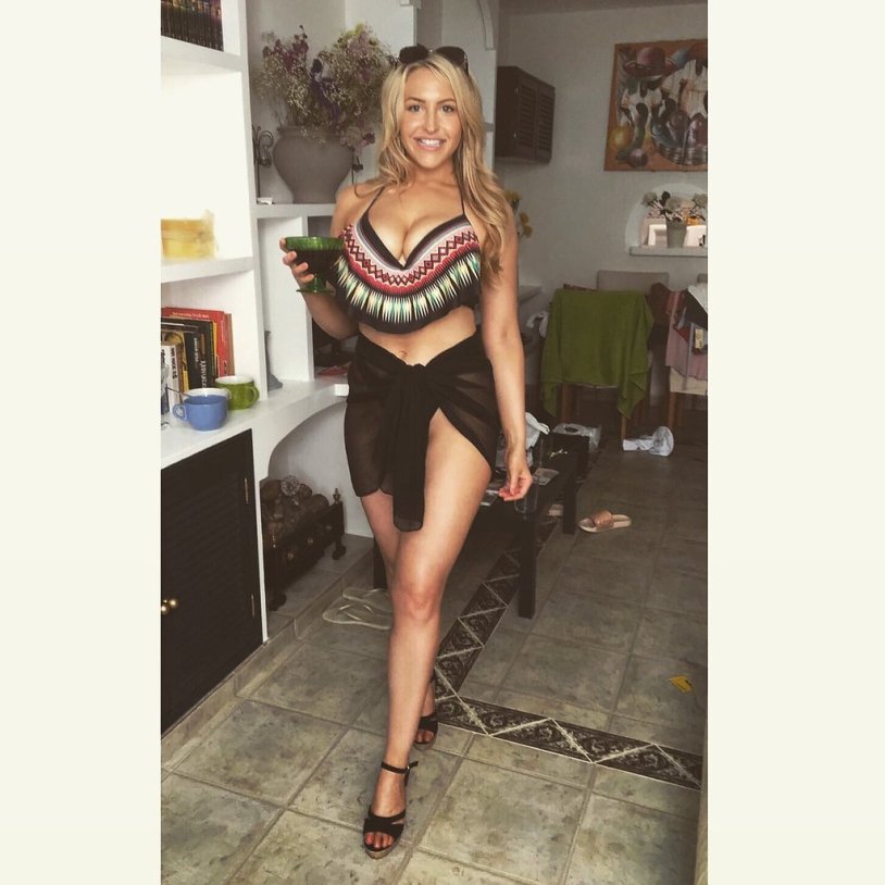 Emma Louise Jones Leading Lids TV