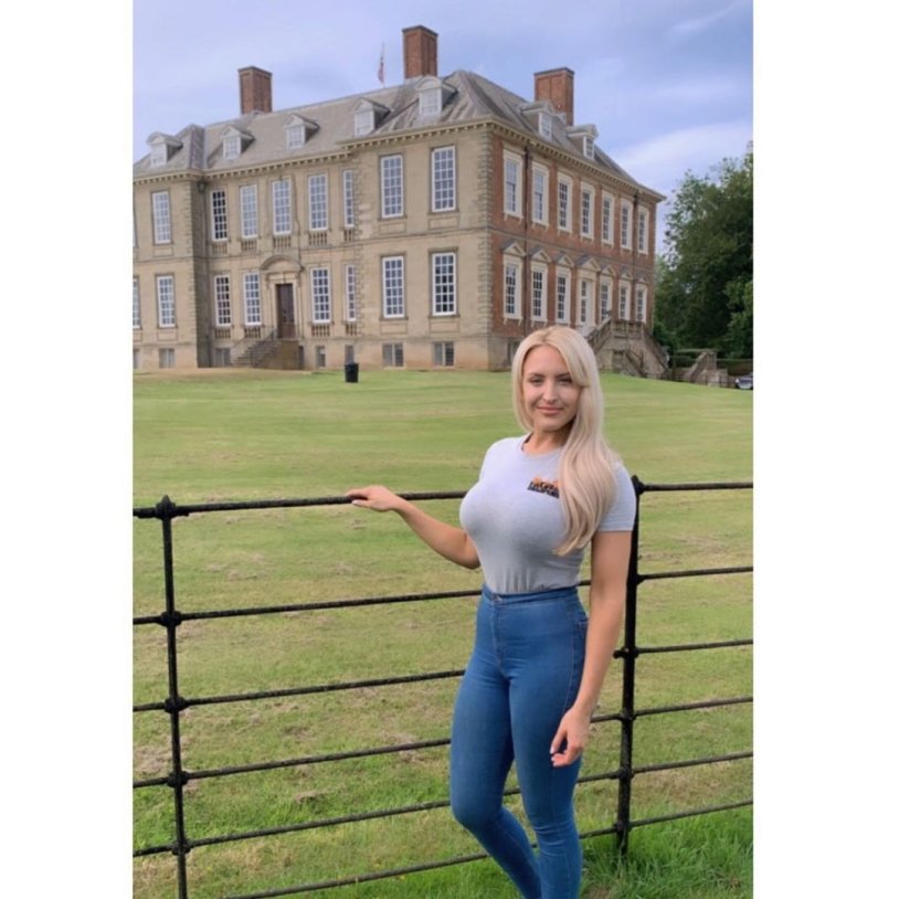 Emma Louise Jones (Lids)