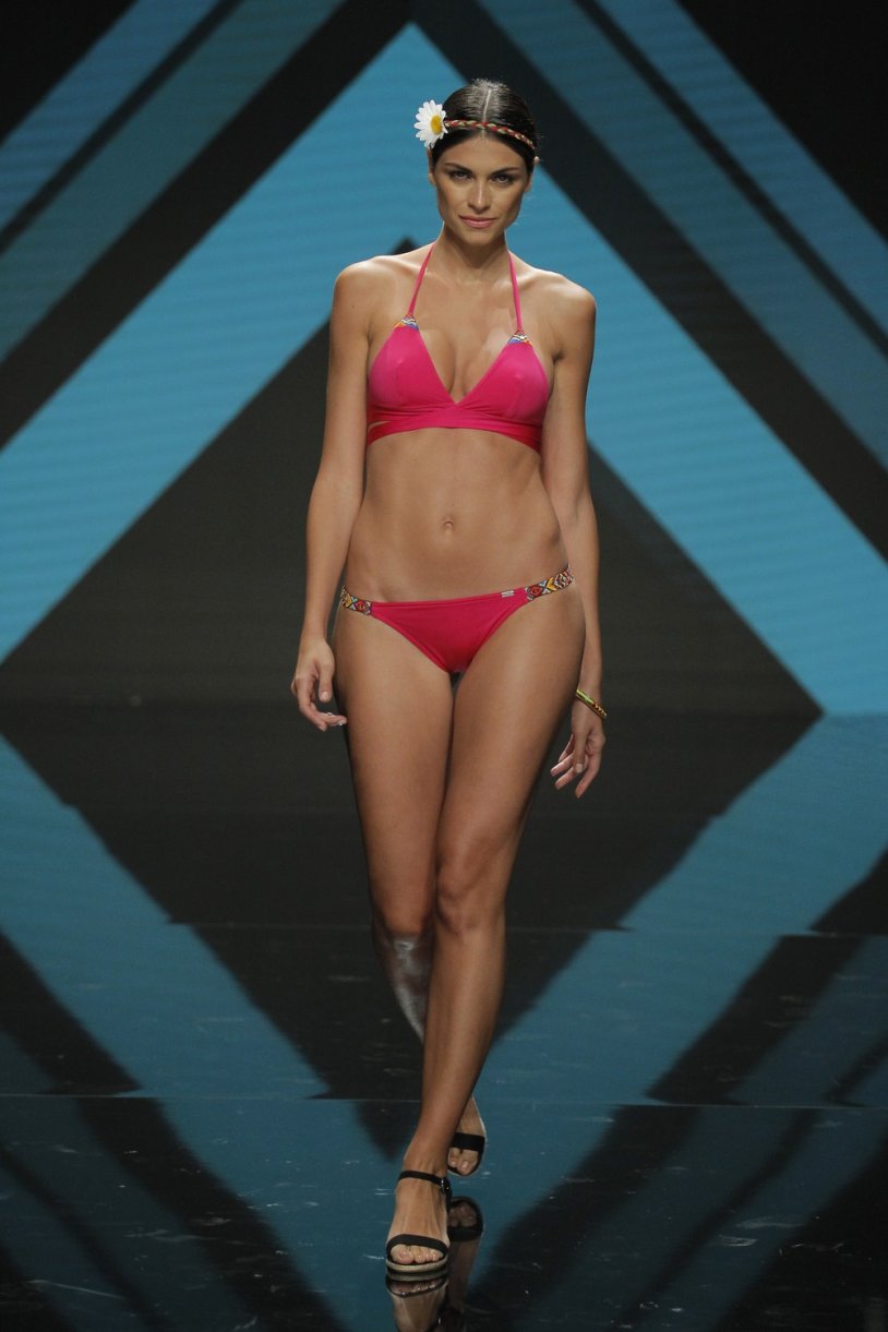 Linda Morselli chest