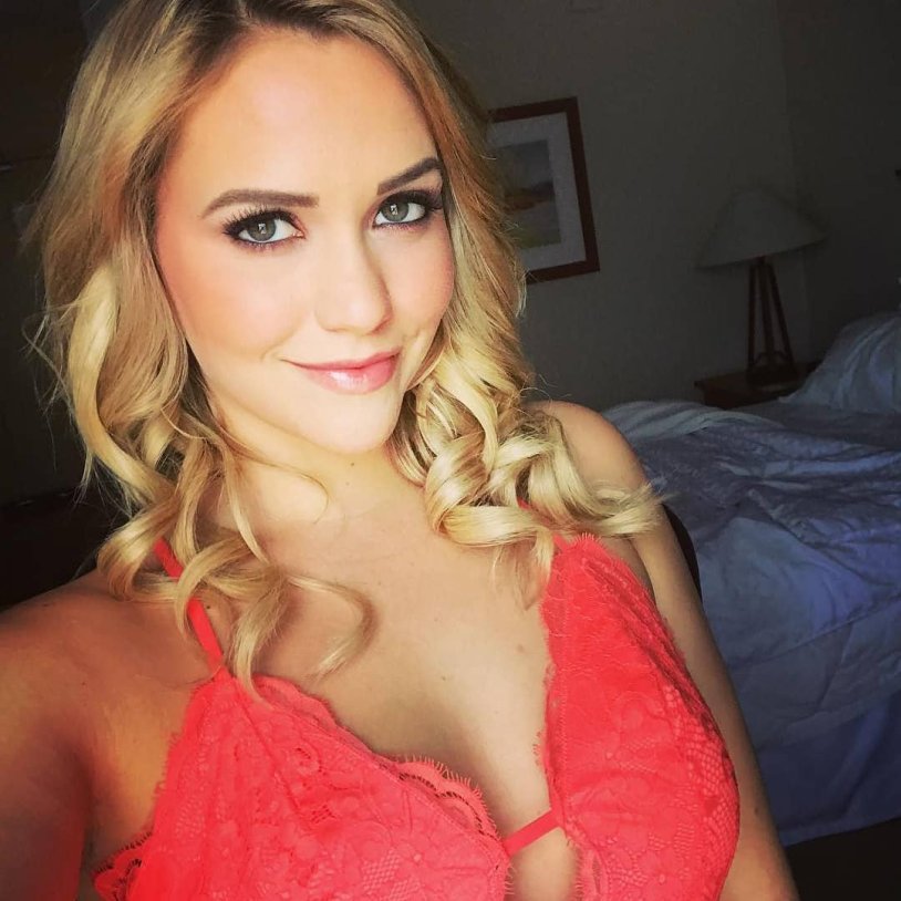 Mia Malkova 2013