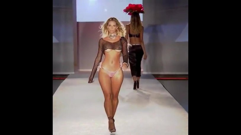 Sierra Sky on the catwalk model