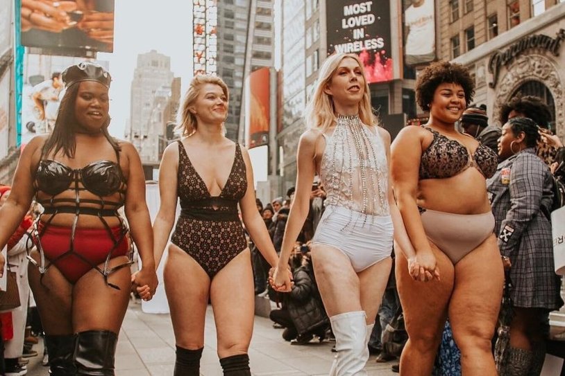 Victoria Sikret Bodyposive