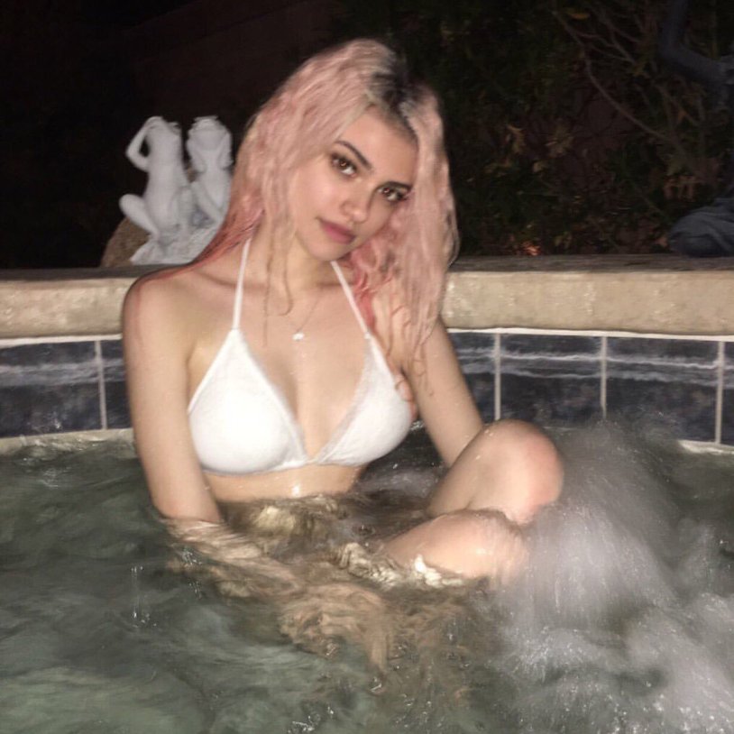 Alenkabelle Record Privatov