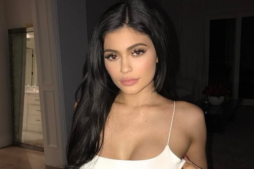 Kylie Kardashian chest