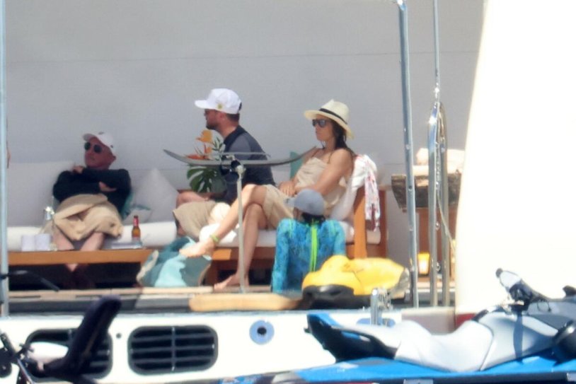 Jessica Bil without a bra