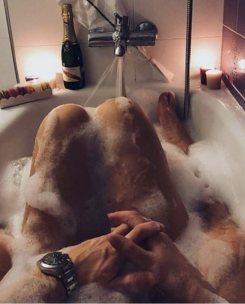 Lovers in the bathroom