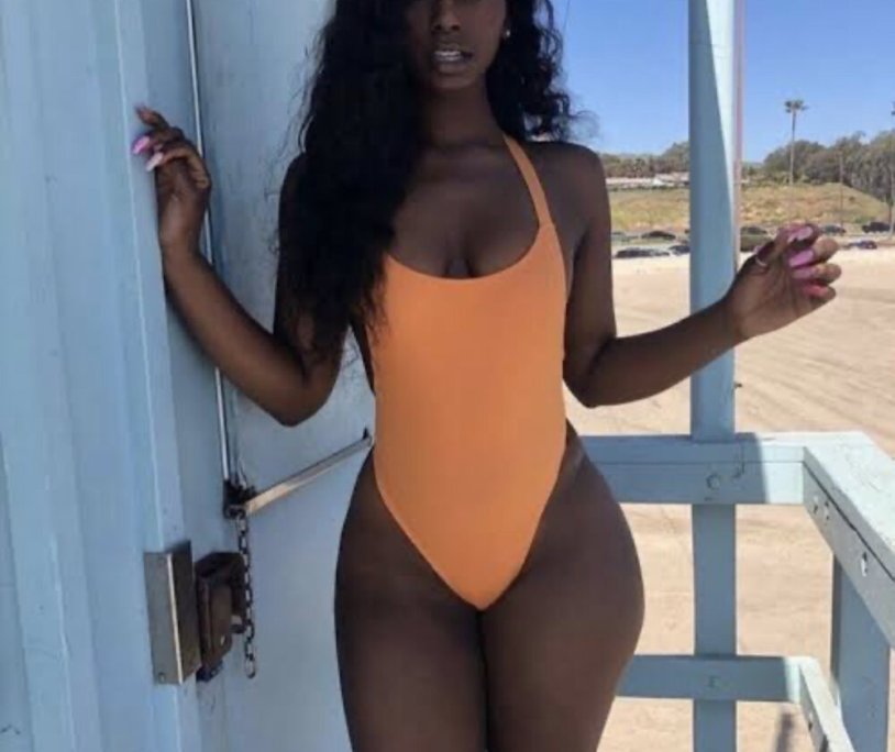 Figures of black women