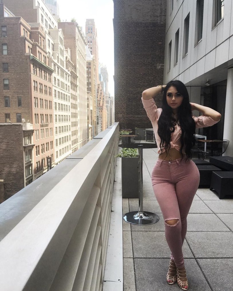 Model Jailyne OJeda