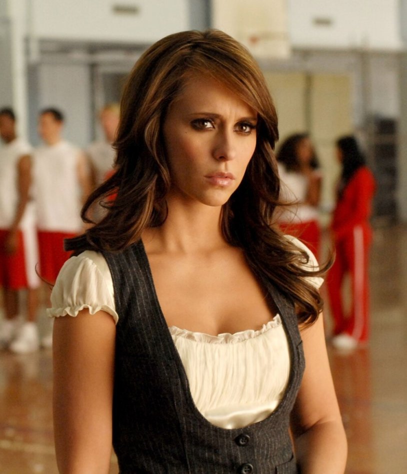 Jennifer Love Hwitt who speaks ghosts