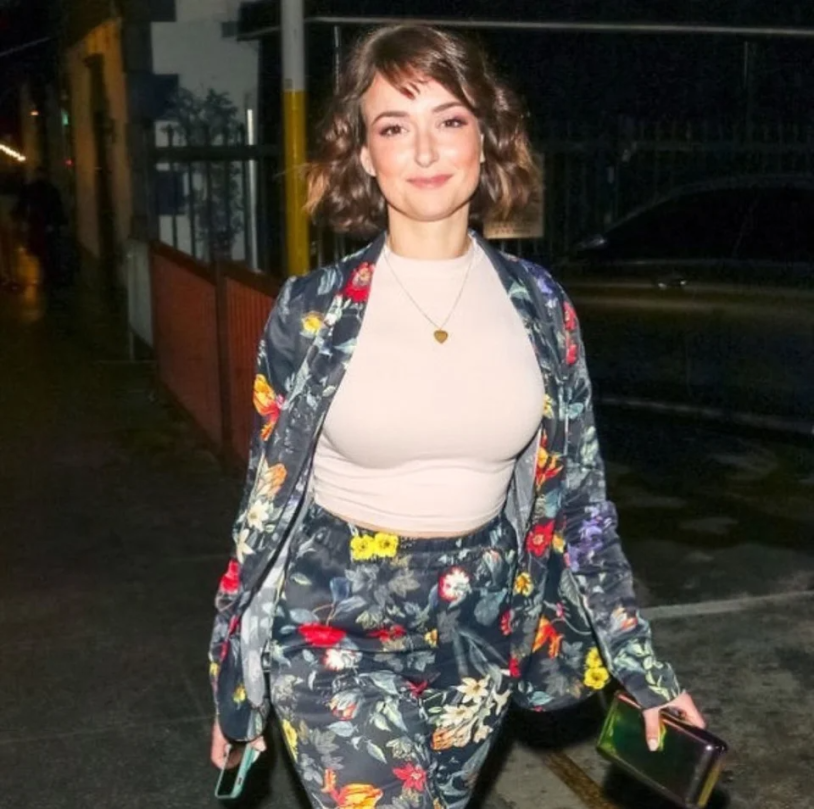 Milana Weint and Tits