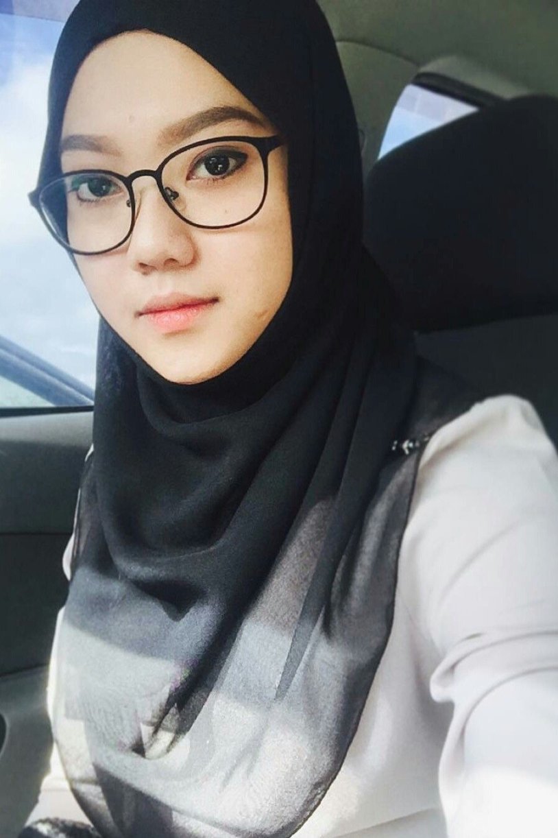 Malaysian Muslim Girls