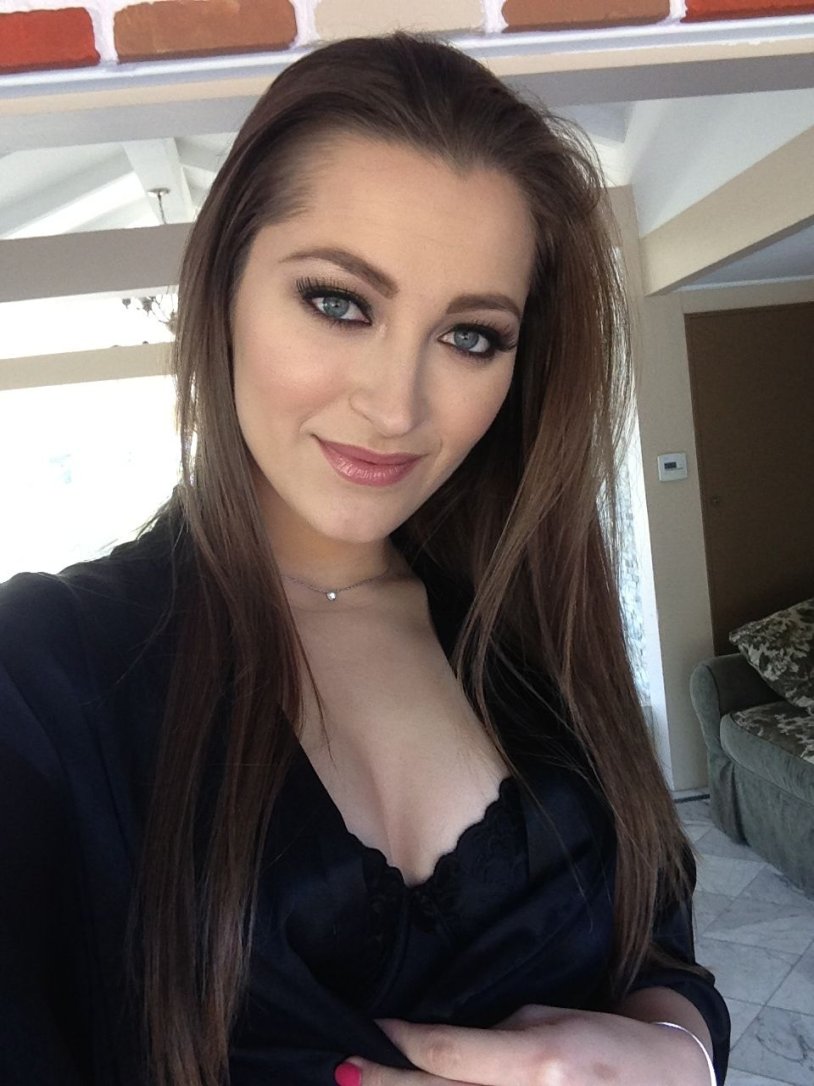 Dani Daniels 2018 Selfie