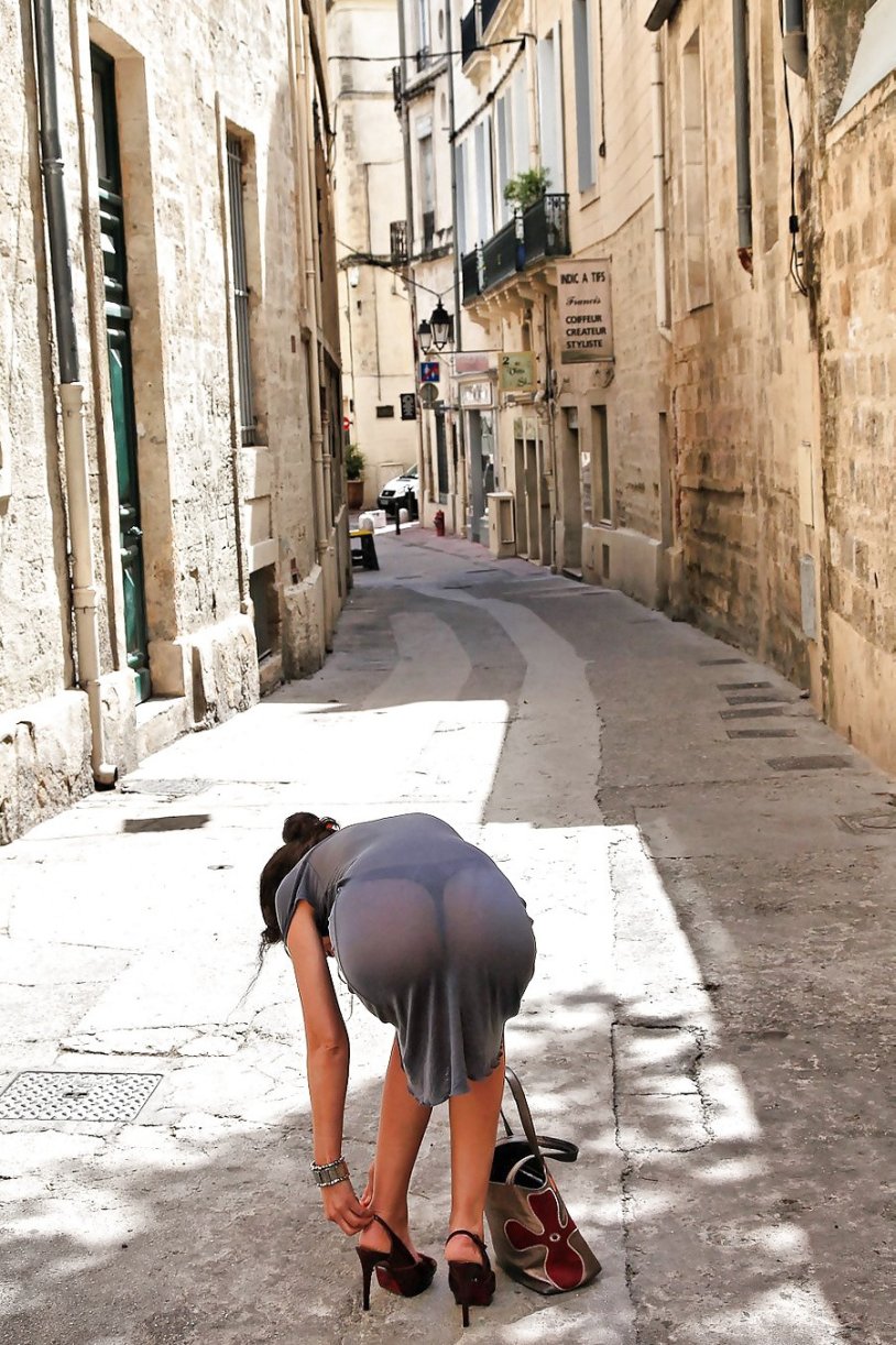 I bent down on the street