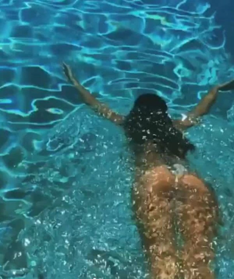 Georgina Rodriguez Swimming