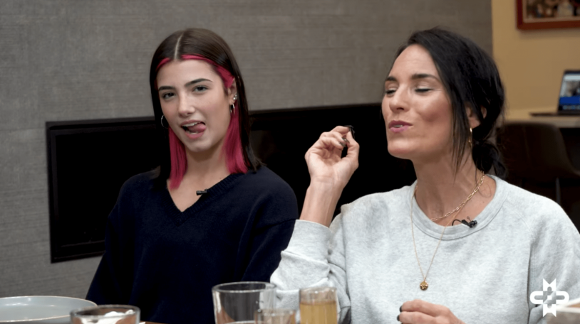 The waist Charlie Damelio