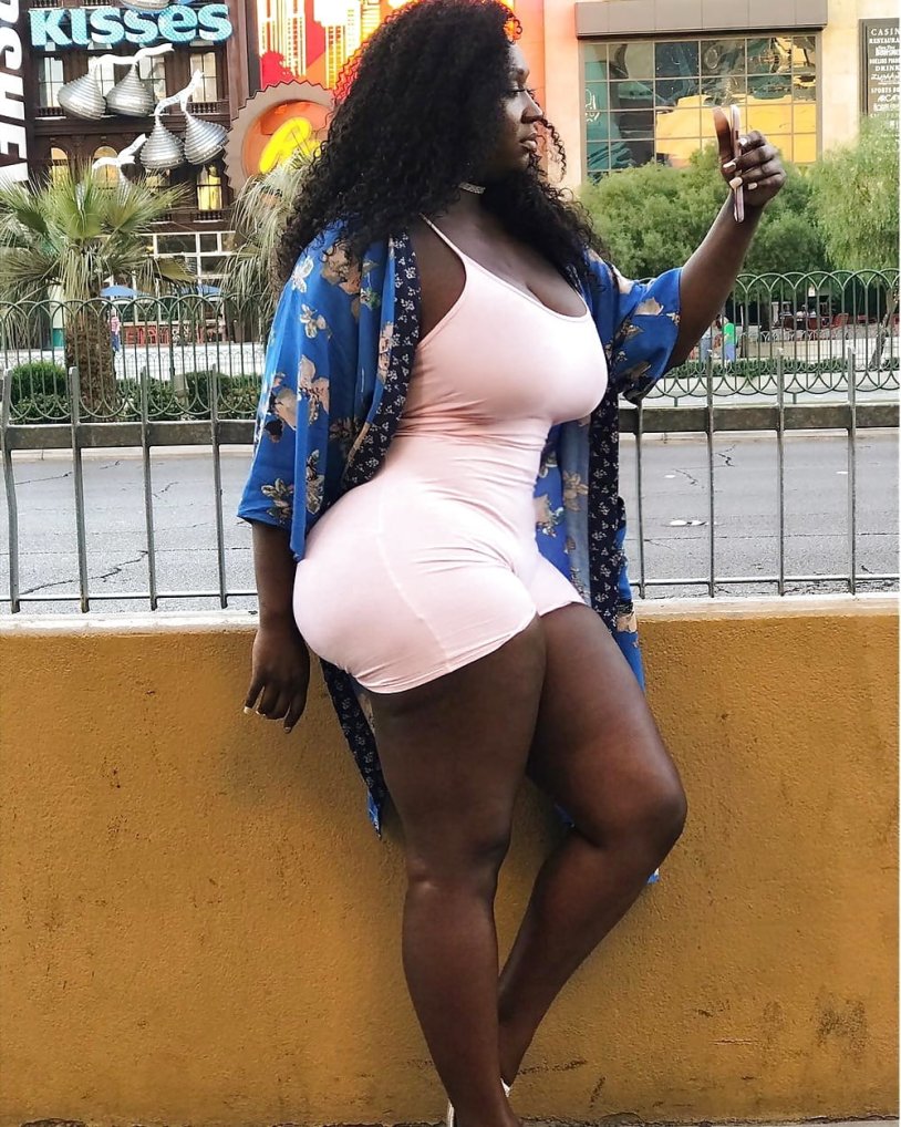 Ebony Mazerati