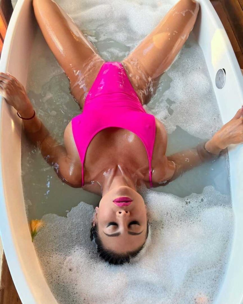 In the Girlfoot basin