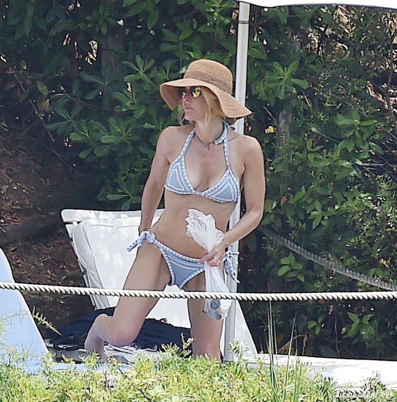 Jilian Anderson Bikini