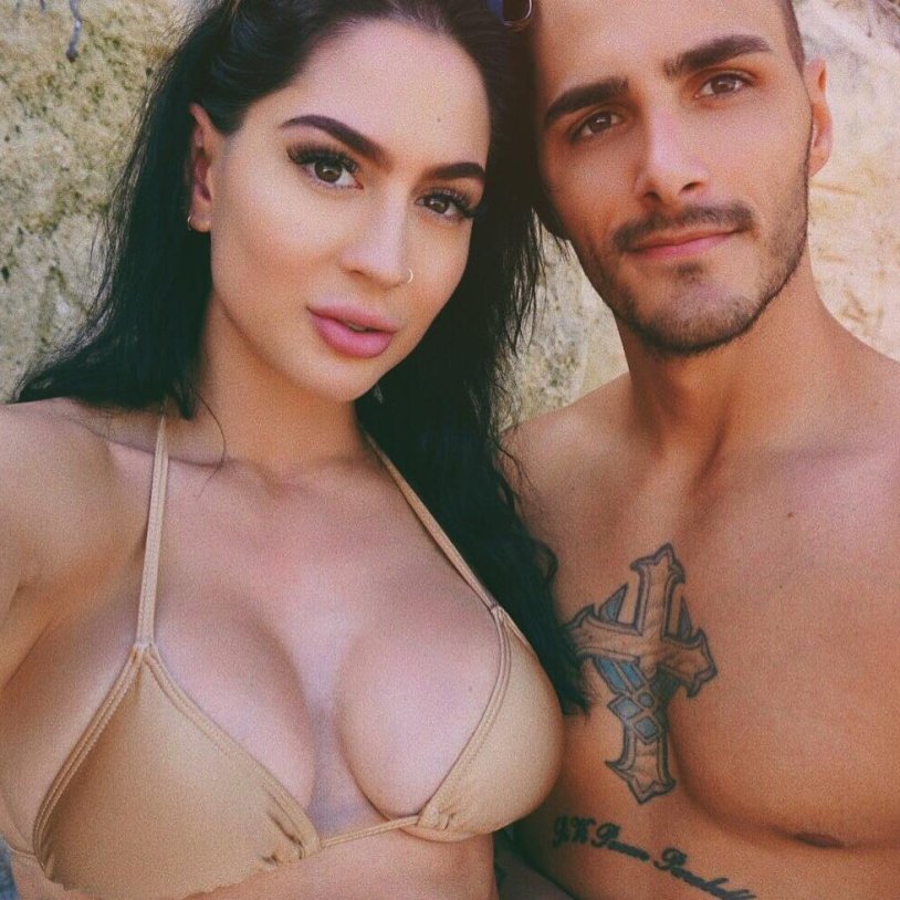 Hope Howard Naked Sexy