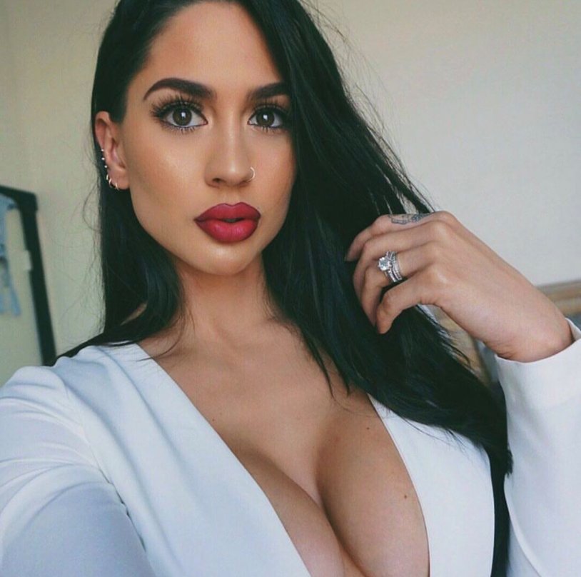 Hope Isabelle Howard Instagram