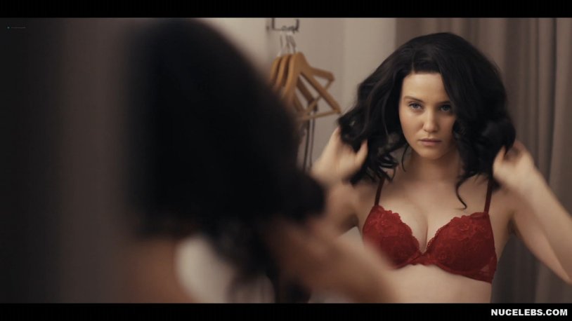 Julia Golden Telles Naked