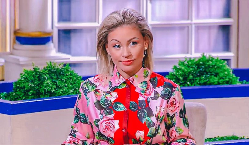 Julia Zelenkevich model