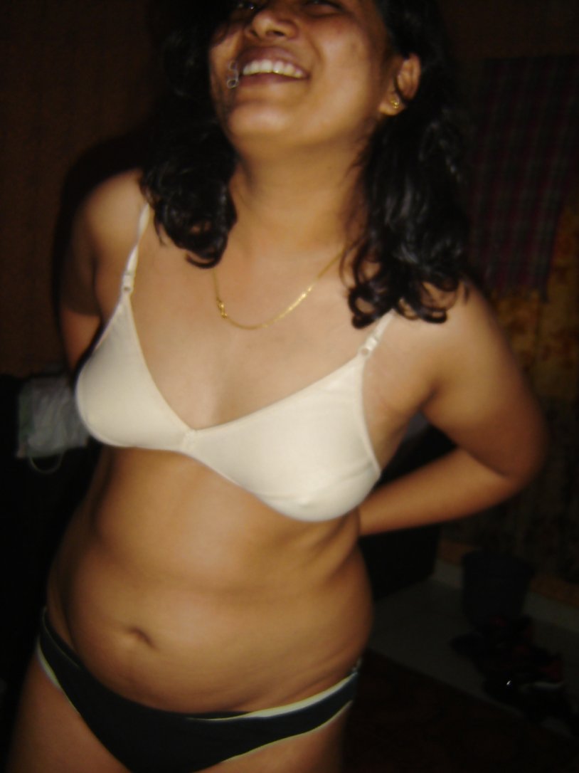 Mallu Bra