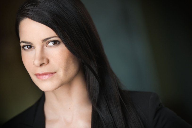 Jacqueline Samu arrow