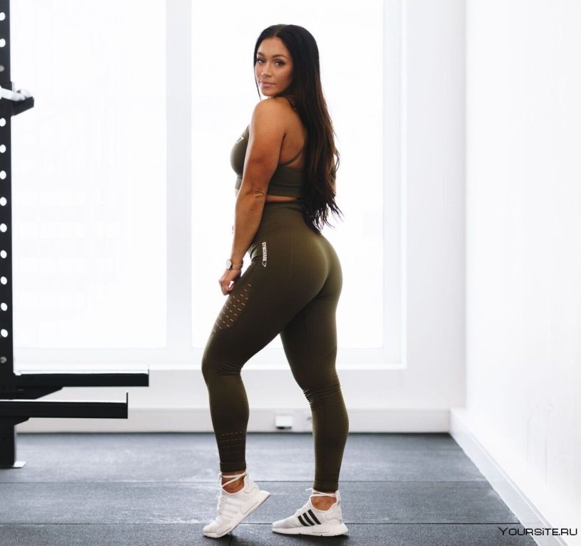 Hanna öberg fitness model