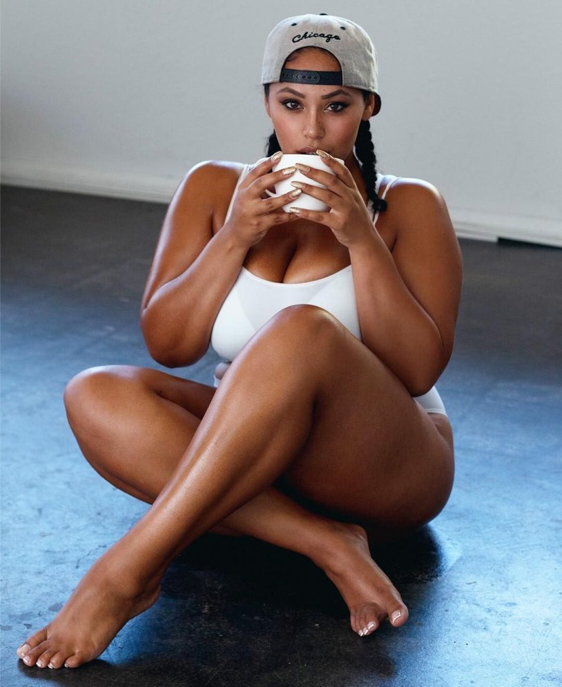 Plus-Size Audrey Ritchie model