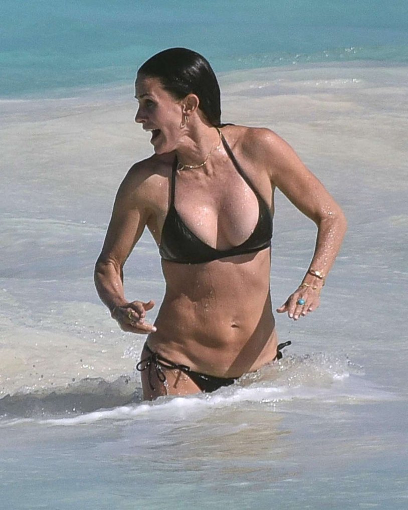 Courtney Cox Bikini