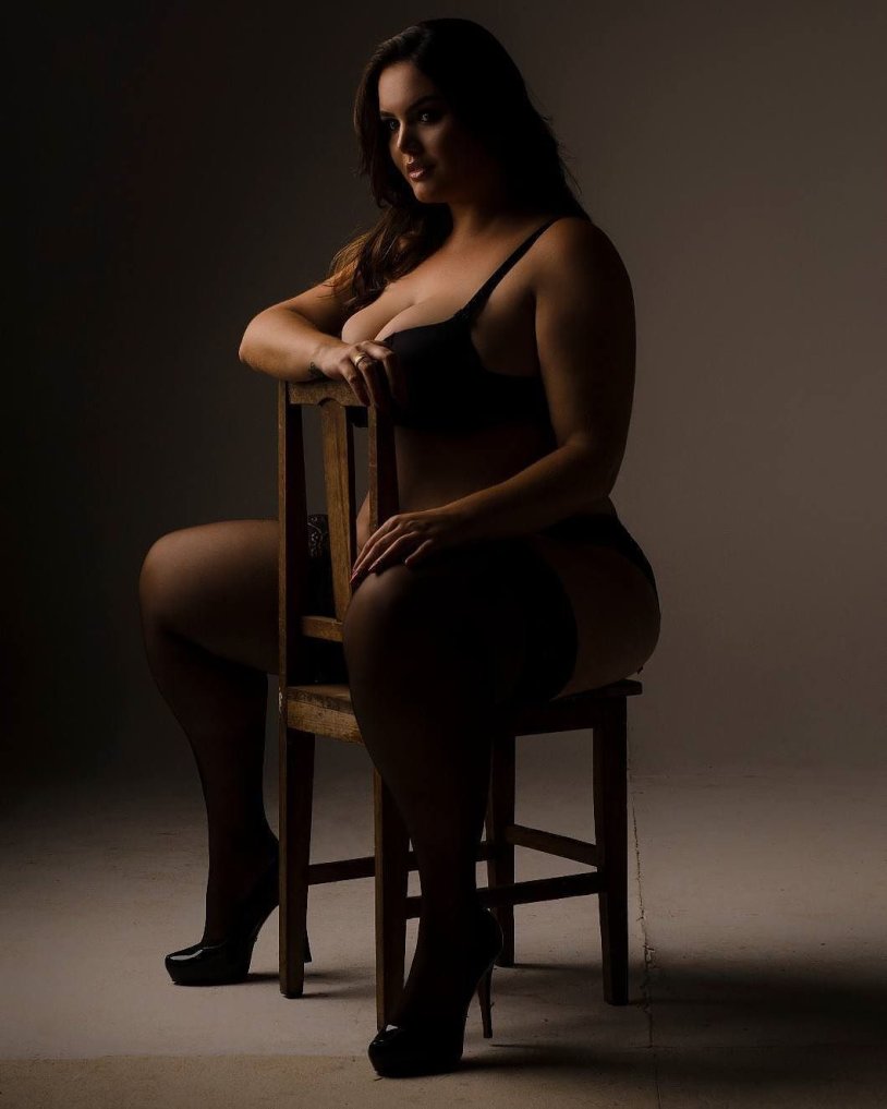 Audrey Blake lush beauty