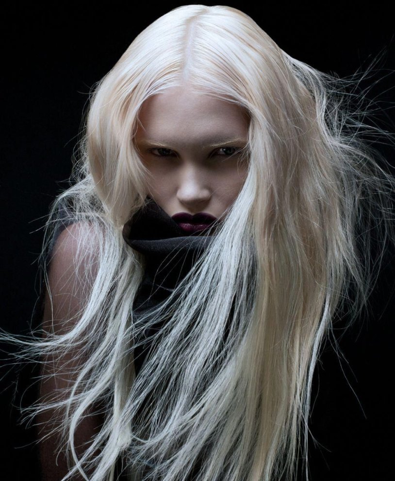 The girl Albino is beautiful