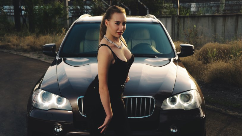 BMW 7 2014 Girls
