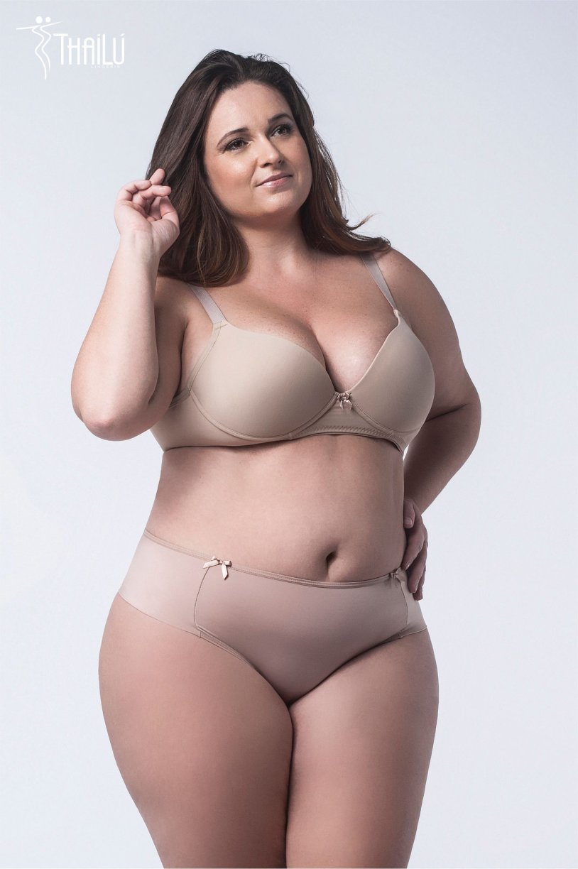 Jada Seser plus saz naked