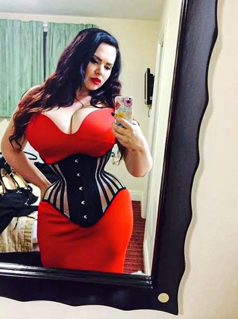 Lexy Lu (Lexy LU) in bikini 18