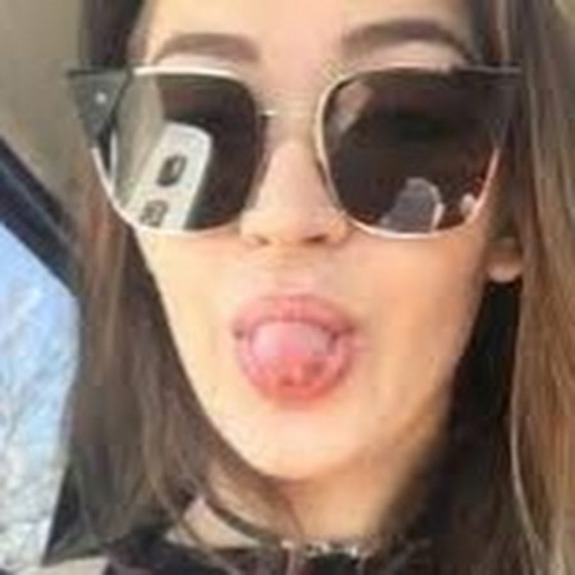 Shantal Daniel Selfie