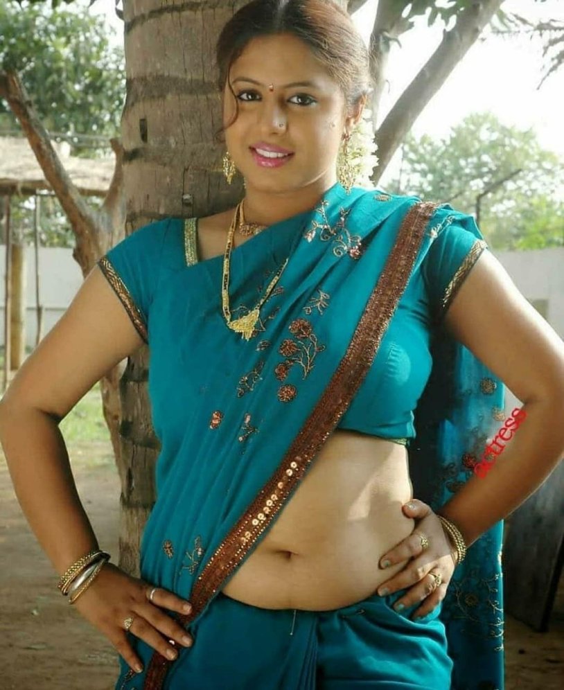 Mallu Saree Navel