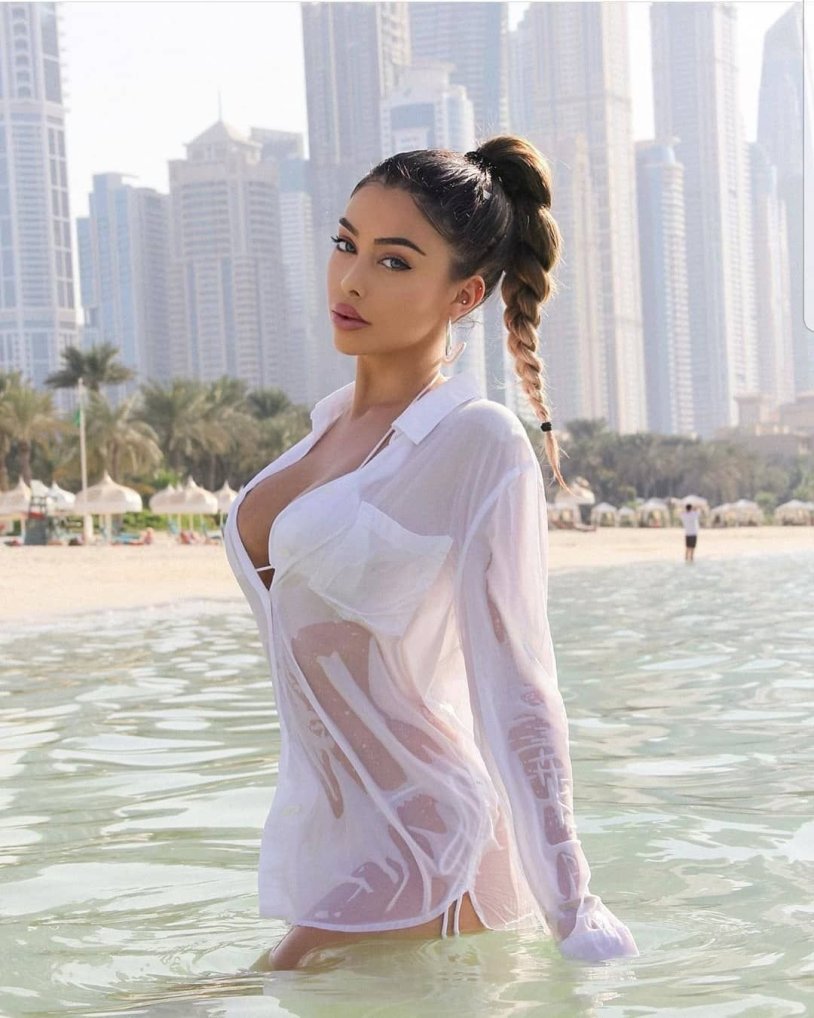 Madeleine Mercedes Instagram