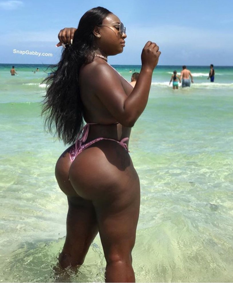 Black Eboni Booty Models
