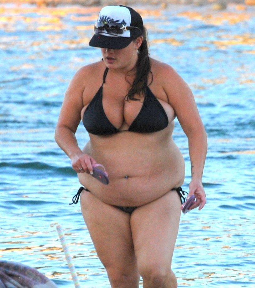 Bbw in swimsuits on the beach