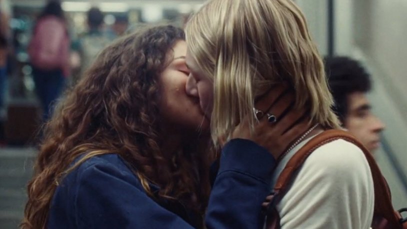 Euphoria ru and Jules kiss