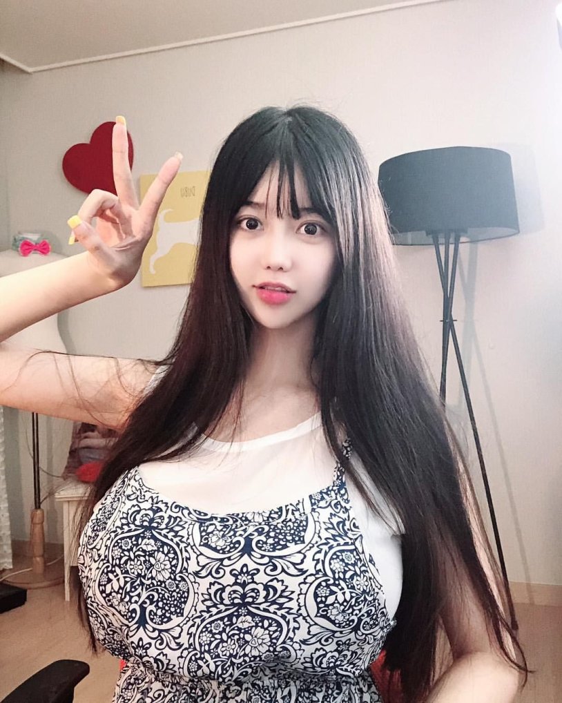 Asian girls underwear without him