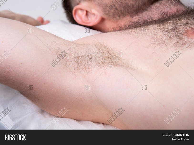 Hair in armpits male