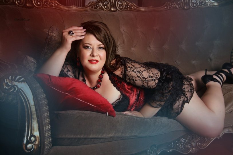 Elena Gracheva plus saz