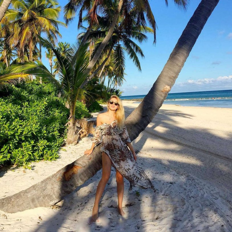 Ksenia Sukhinova Tits