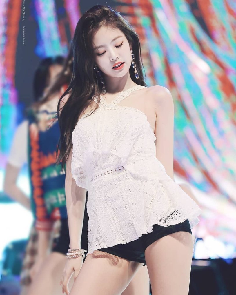 Jennie Kim is hot