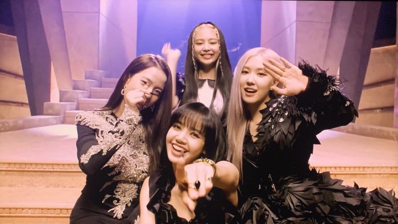 Jenny Black Pink 2021 Cumbek