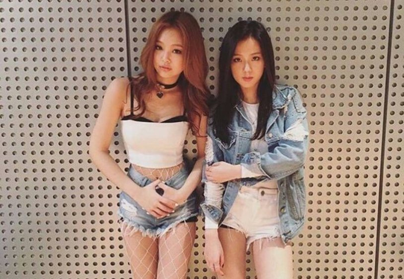 Blackpink Jenny and Jisu